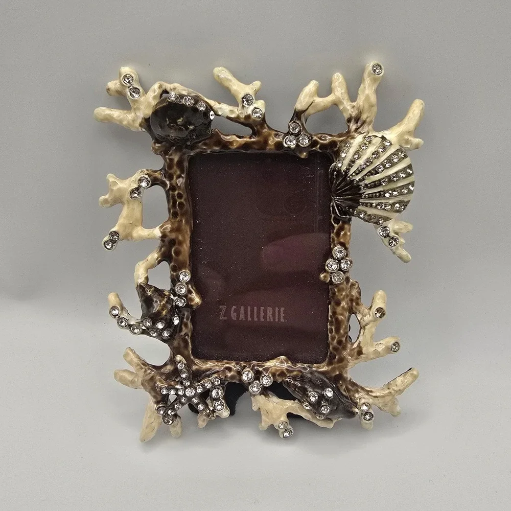 Z Gallerie bring elegant